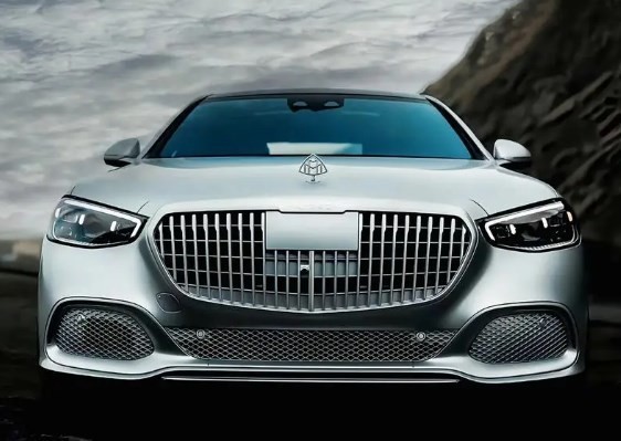 奔馳回應215萬(wàn)買(mǎi)邁巴赫漏水：已與車(chē)主積極溝通