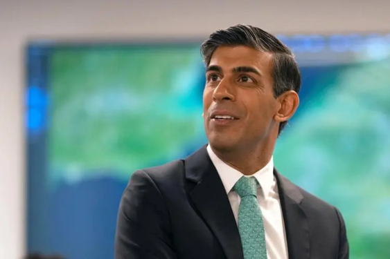 英國首相蘇納克