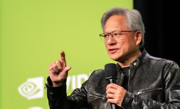 黃仁勛稱(chēng)非常想買(mǎi)一輛小米汽車(chē) 此前曾和雷軍合影